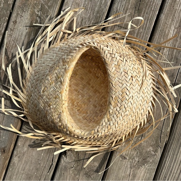 Fun Rattan Hat - Picture 2 of 2